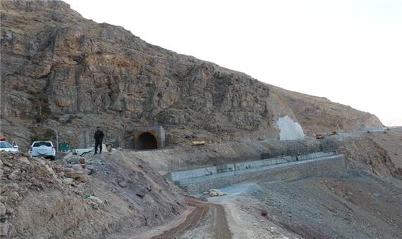 استاندار کردستان: پیشرفت پروژه تعریض گردنه صلوات آباد رضایت بخش نیست