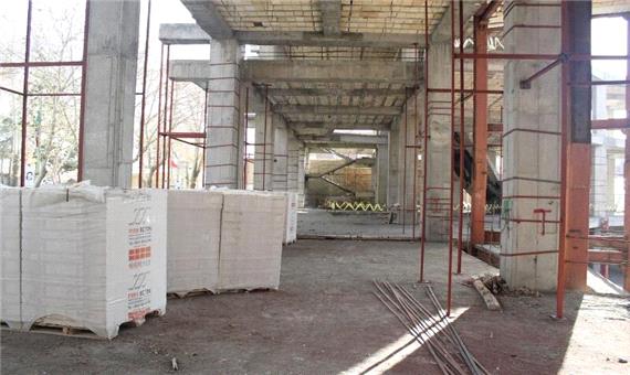 استاندار کردستان: ساخت تالار مرکزی سنندج تا پایان امسال به اتمام می‌رسد