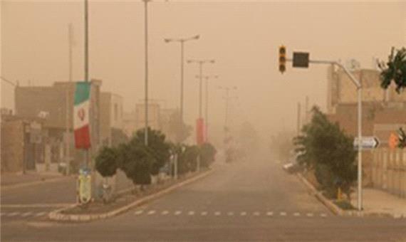 وزش باد و گرد و غبار در راه کرمانشاه؛ هوا خنک می‌شود