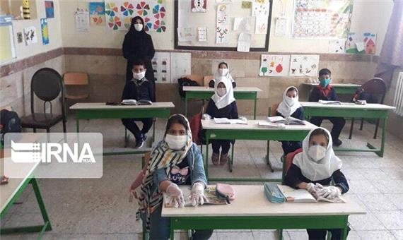 کلاس‌های حضوری مدارس کردستان با 10 نفر دایر می‌شود