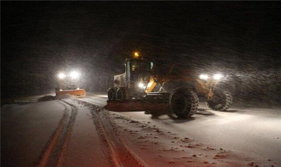 برف و کولاک موجب اختلال تردد در جاده‌های کردستان شده است