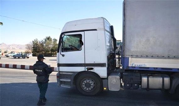 یک کامیون آناناس قاچاق در مرز پرویزخان قصرشیرین کشف شد