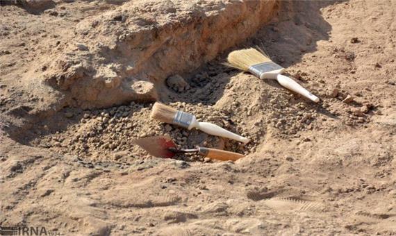 کشف ابزارهای سنگی انسان نئاندرتال و سنگواره کرگدن در غار کرمانشاه