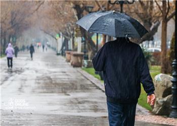 فعالیت سامانه بارشی در کشور؛ مردم این استانها منتظر باران شدید باشند