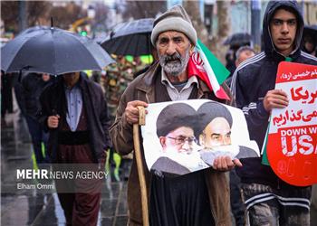 22 بهمن کردستان مردمیتر از همیشه؛ روایت همزمان حماسه، گفتگو و معنویت