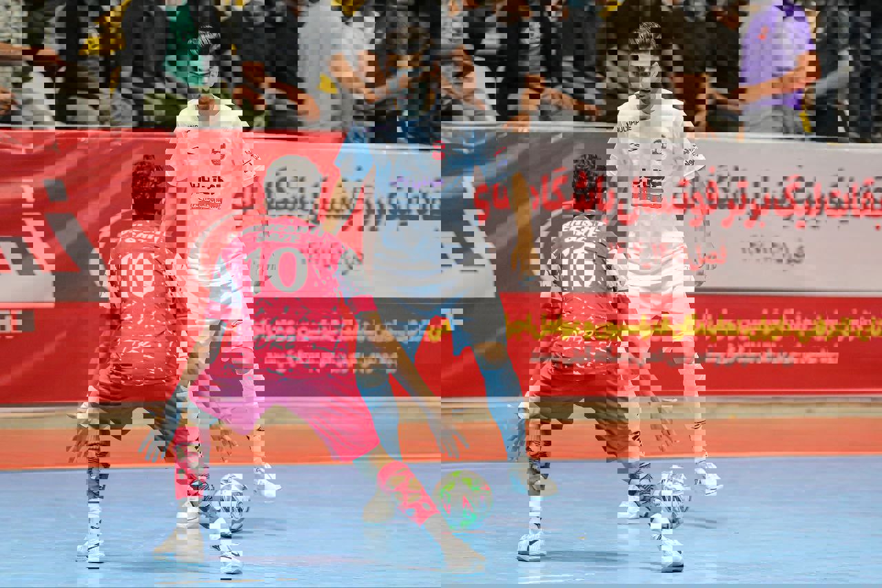 عصر کرد