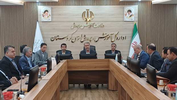 حضور حداکثری فرهنگیان و دانش‌آموزان در راهپیمایی ۱۳ آبان، "وظیفه انقلابی" است