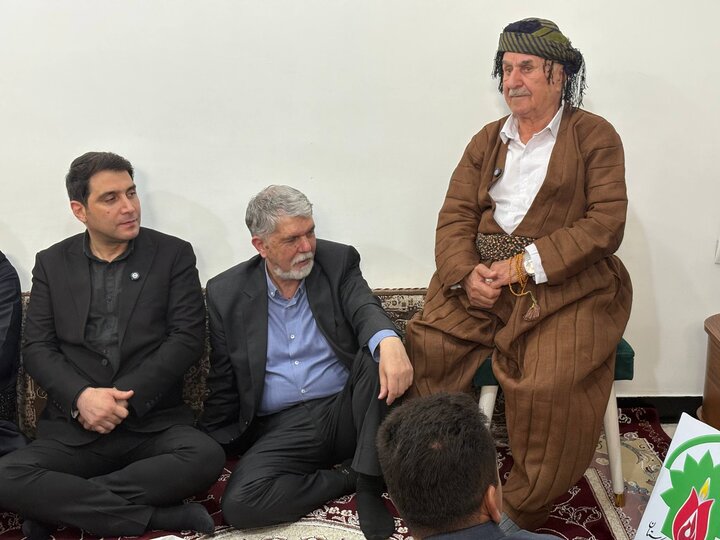 وزیر فرهنگ و ارشاد: عثمان‌ هورامی شخصیتی مردمی و هنرمندی ماهر است