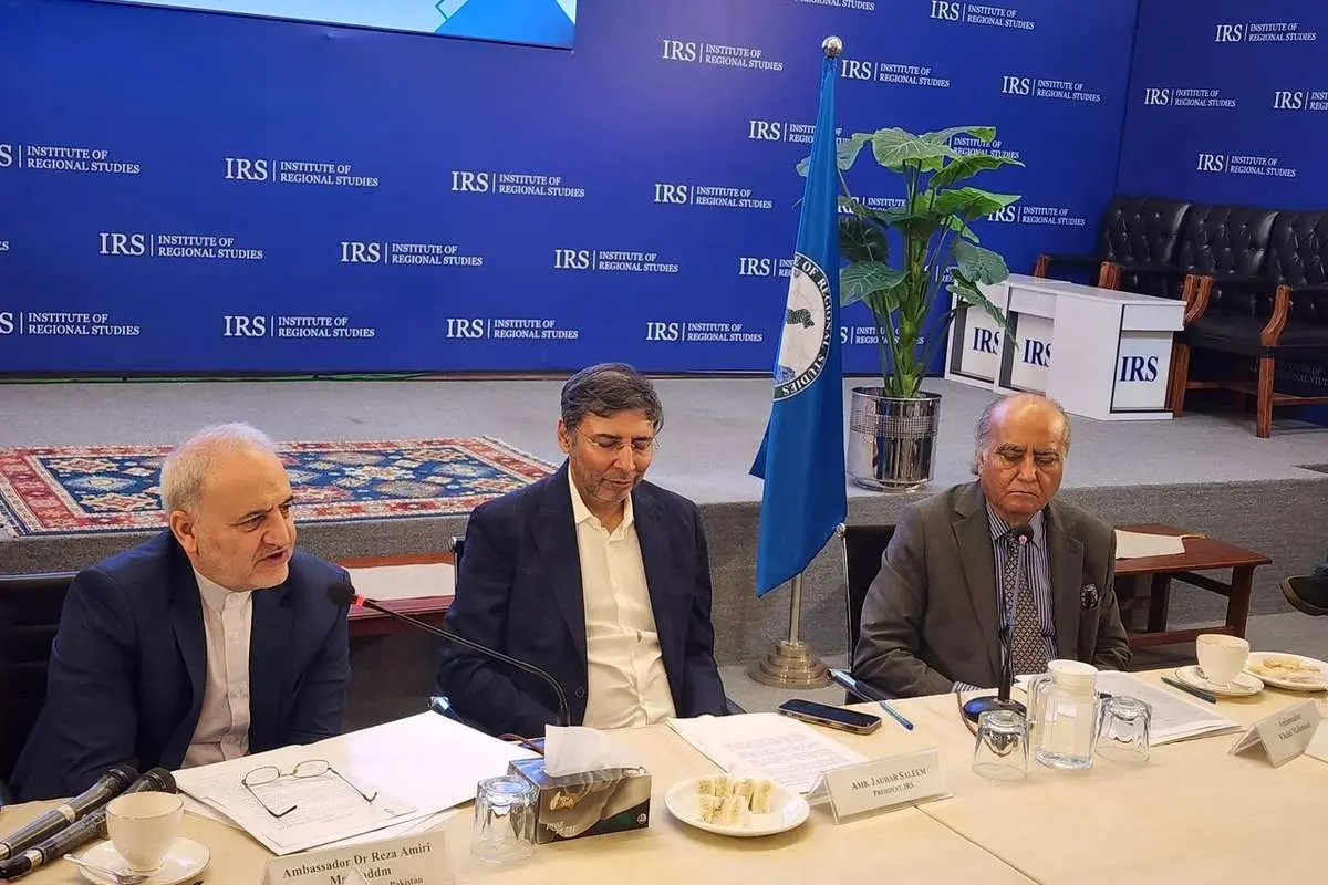 سفیر ایران در پاکستان: هرگز زیر بار توافق تحمیلی نمی‌رویم