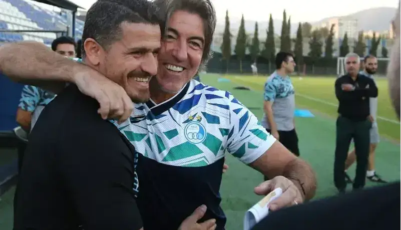 وریا در بازگشت به استقلال کتک خورد