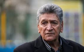 حضور چهرههای مختلف ورزشی در مراسم تشییع اکبر کارگرجم