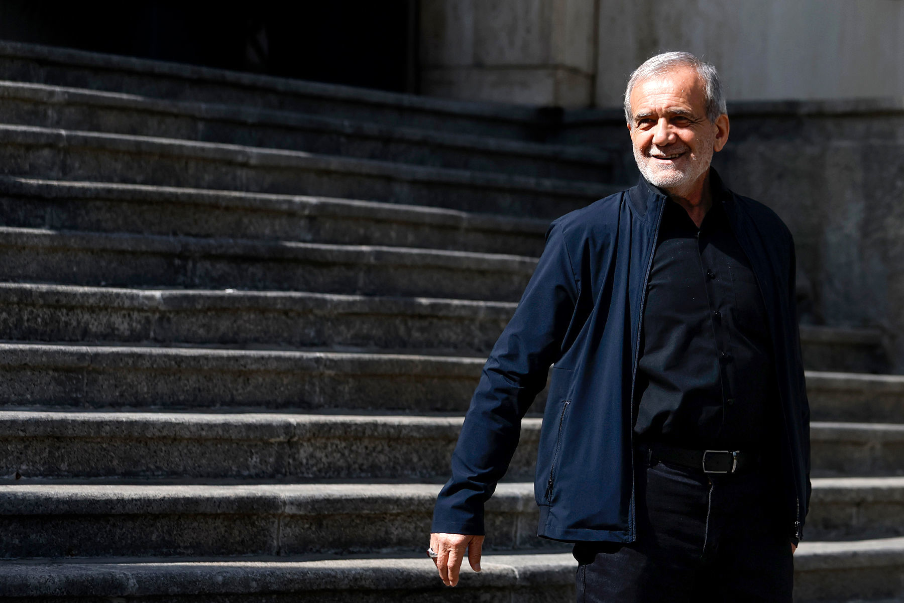 پاسخ رئیس جمهور در خصوص برگزاری نشست خبری: میگویم هماهنگ کنند