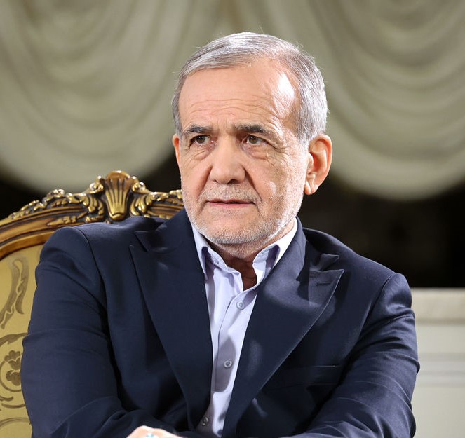 اعتراض پزشکیان نسبت به شیوه پرداخت حقوق پرستاران