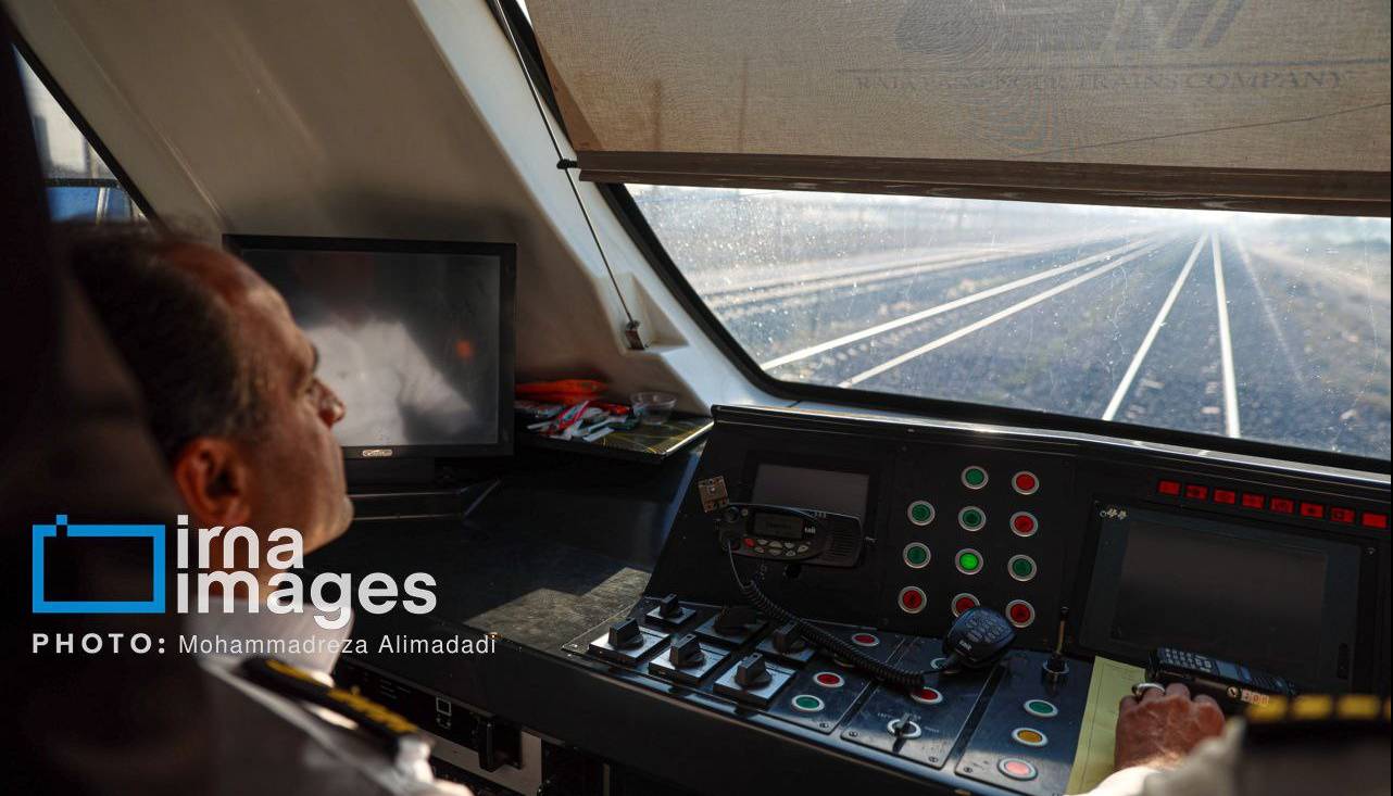 رئیس جمهور سوار قطار شد