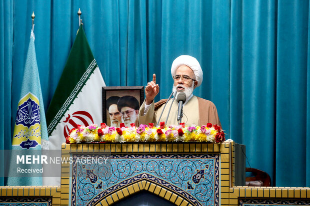 سیره پیامبر و حضرت زهرا(س) الگوی تربیت، اخلاق و مقاومت