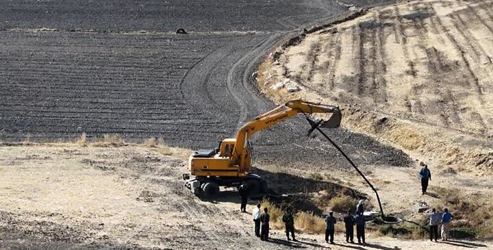 ۷۰ چاه غیرمجاز در دشت بیلوار کرمانشاه مسلوب‌المنفعه شد