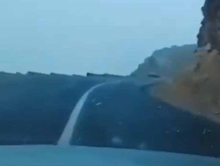 شبرندی: گردنه تته تا اطلاع ثانوی مسدود است