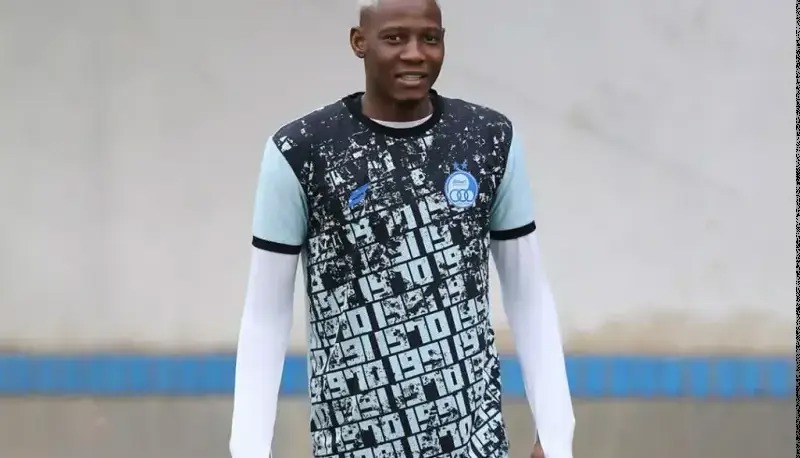 ساپینتو منتظر جنپو، موسی در انتظار اولین گل