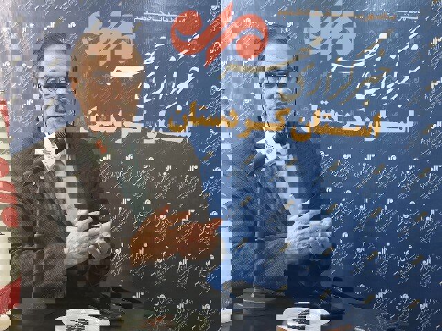 حسینی: اقتصاددان‌ها به‌جای بودجه فرهنگ سراغ ابر بدهکاران بروند