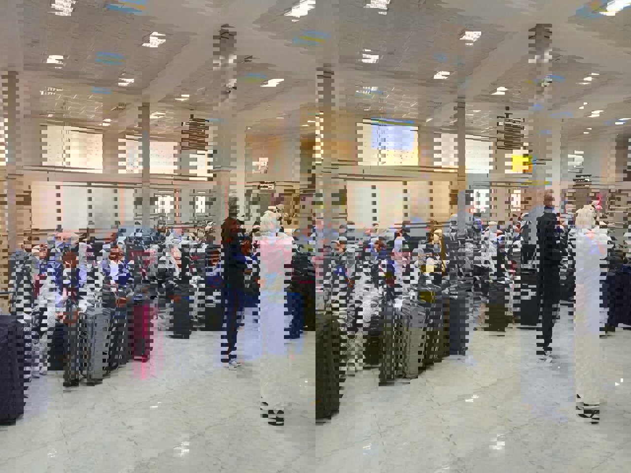 عازم شدن زائران عمره استان کرمانشاه به سرزمین وحی