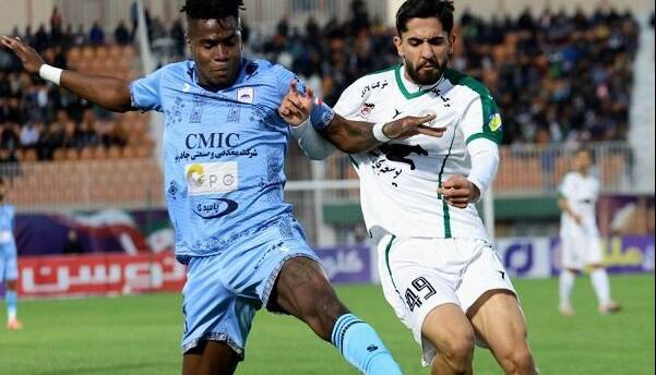 پایان بی روح هفته چهاردهم با تساوی ذوب‌آهن و شمس‌آذر