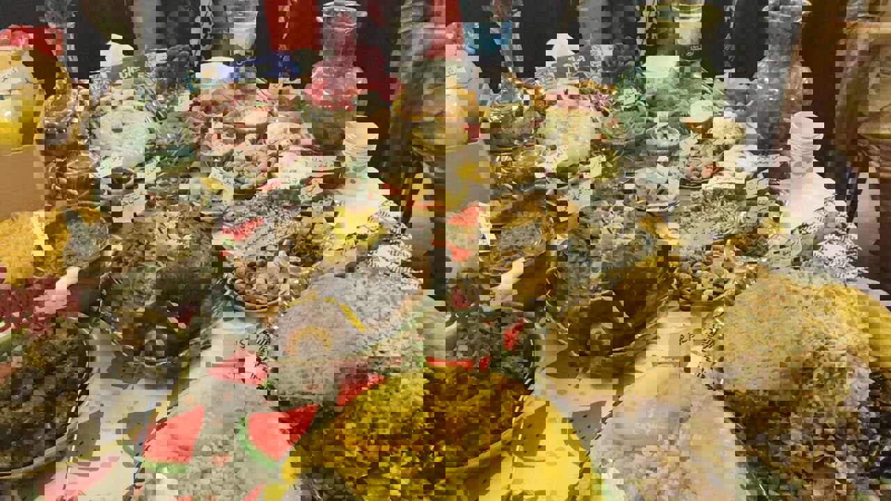 جشنواره سفره کردی «شه‌و چله» معرف غذاهای محلی کردستان