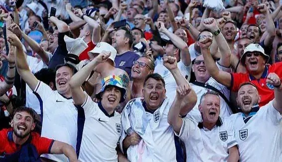 پاداش خاص انگلیس به هواداران برای جام جهانی