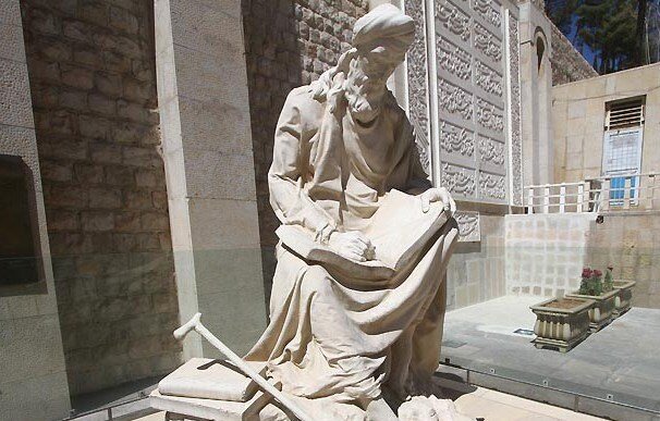 چرا خواجوی کرمانی را کمتر می‌شناسیم؟