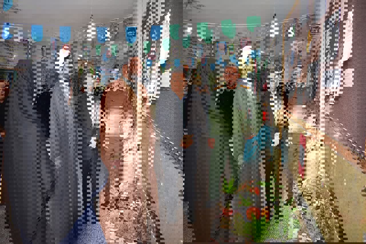 دستاوردهای انقلاب اسلامی در نمایشگاه دانش‌آموزی گیلانغرب تبیین شد