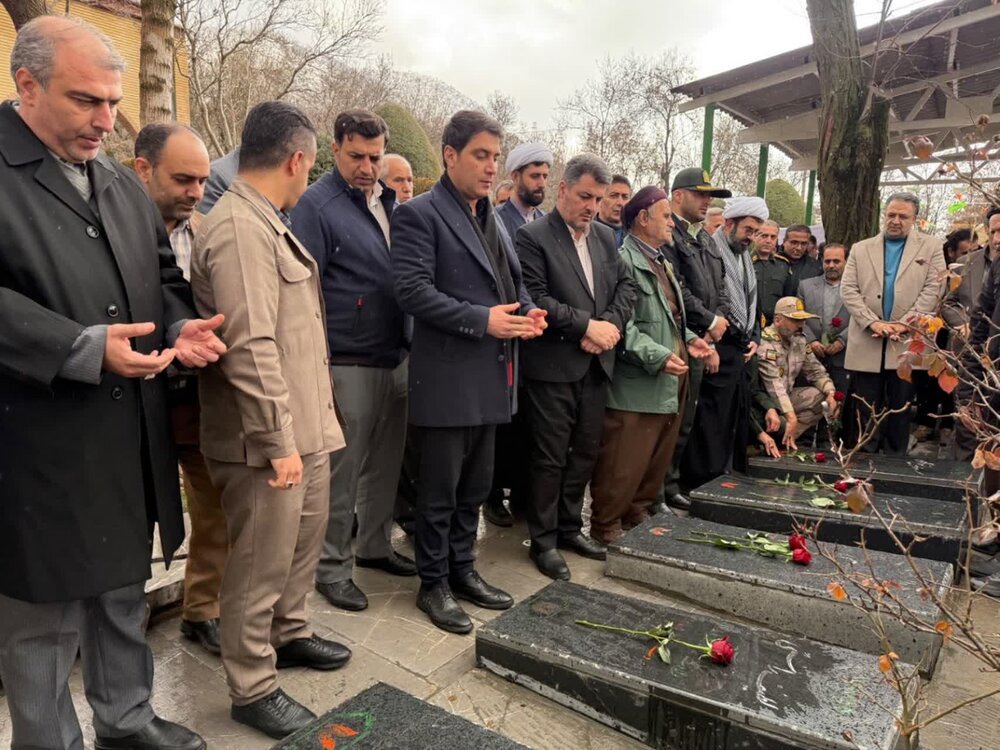 از گلزار شهدا تا افتتاح پروژه‌ها/ یک روز کاری استاندار کردستان در مریوان