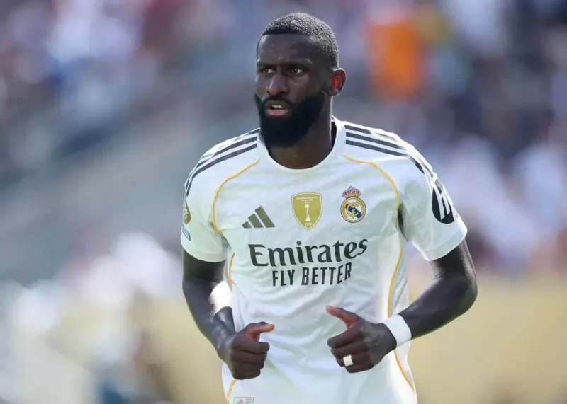 شبیخون لندن به رئال؛ مدافع بزرگ وسوسه می‌شود