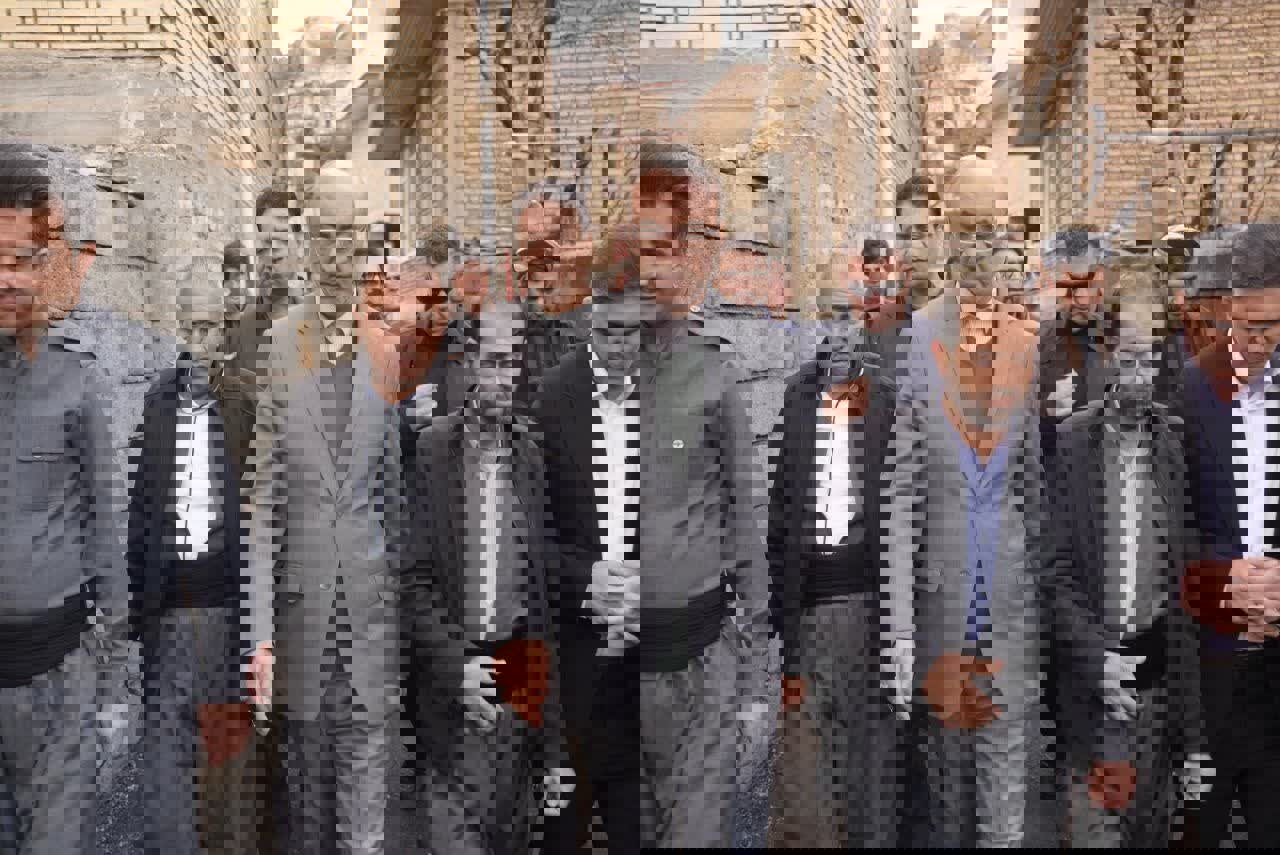 استاندار کرمانشاه: پیگیری میدانی مطالبات مردم باینگان در دستور کار است