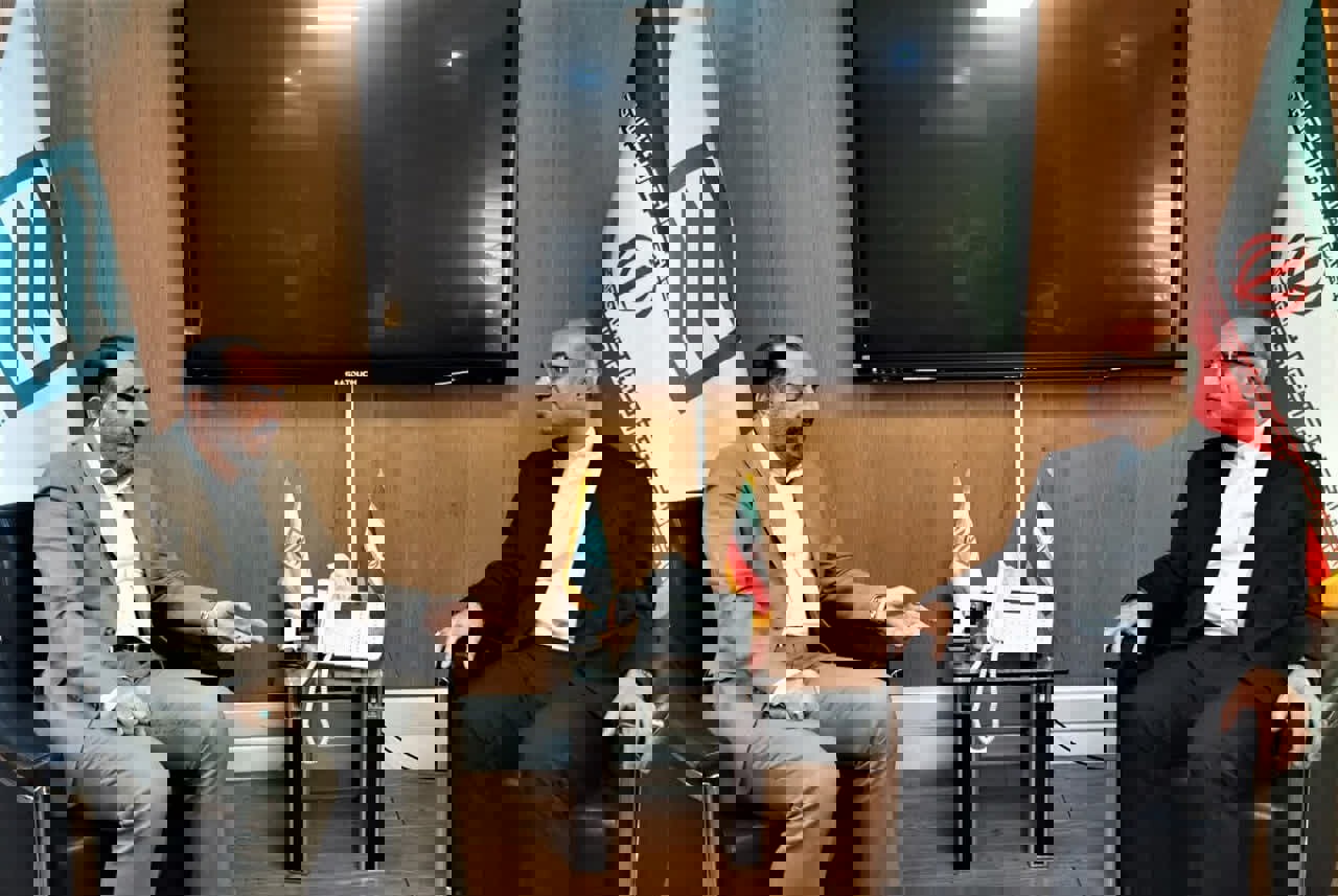 تفاهم‌نامه توسعه مبادلات مرزی کرمانشاه امضا می‌شود