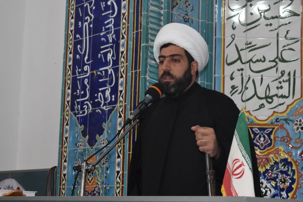 دانیاری: ولایت‌مداری رمز استقامت ملت ایران در برابر استکبار است