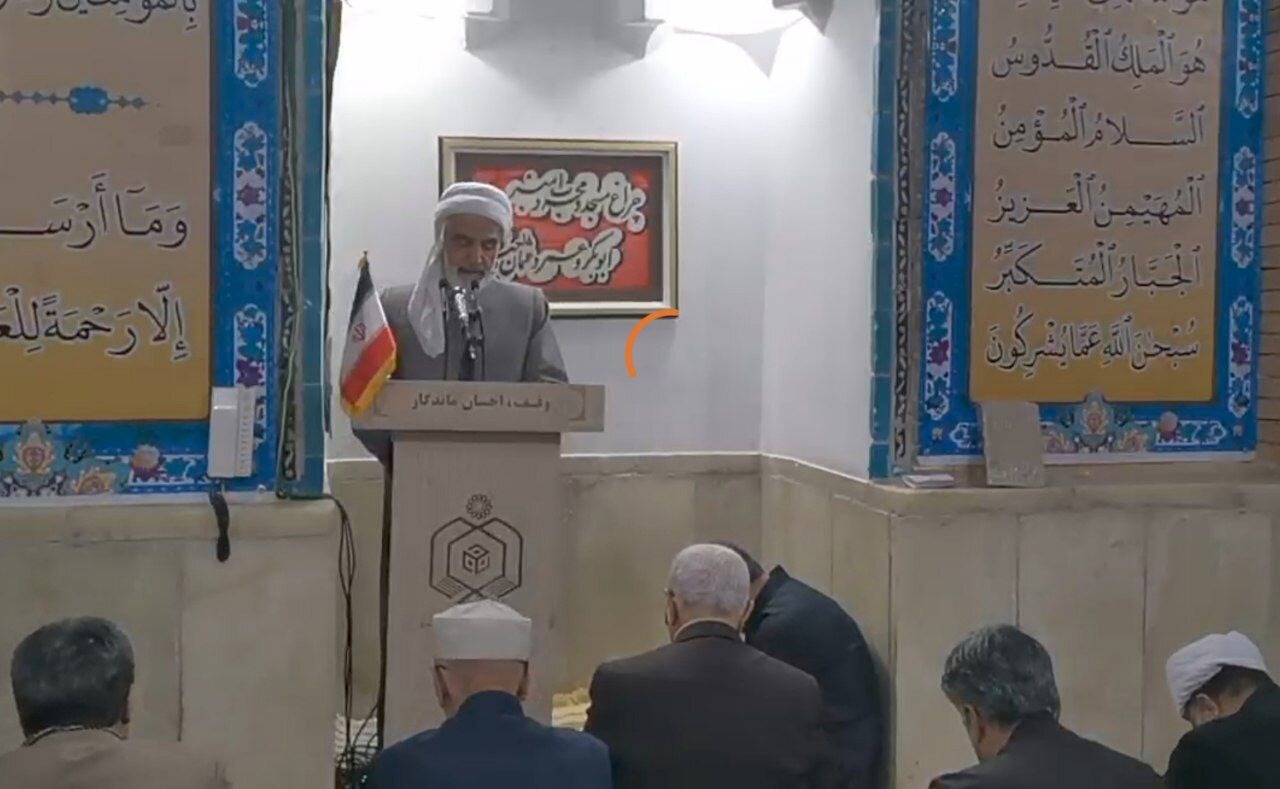 ماموستا رستمی: وحدت و پاسخگویی مسئولان ضامن عبور کشور از مشکلات است