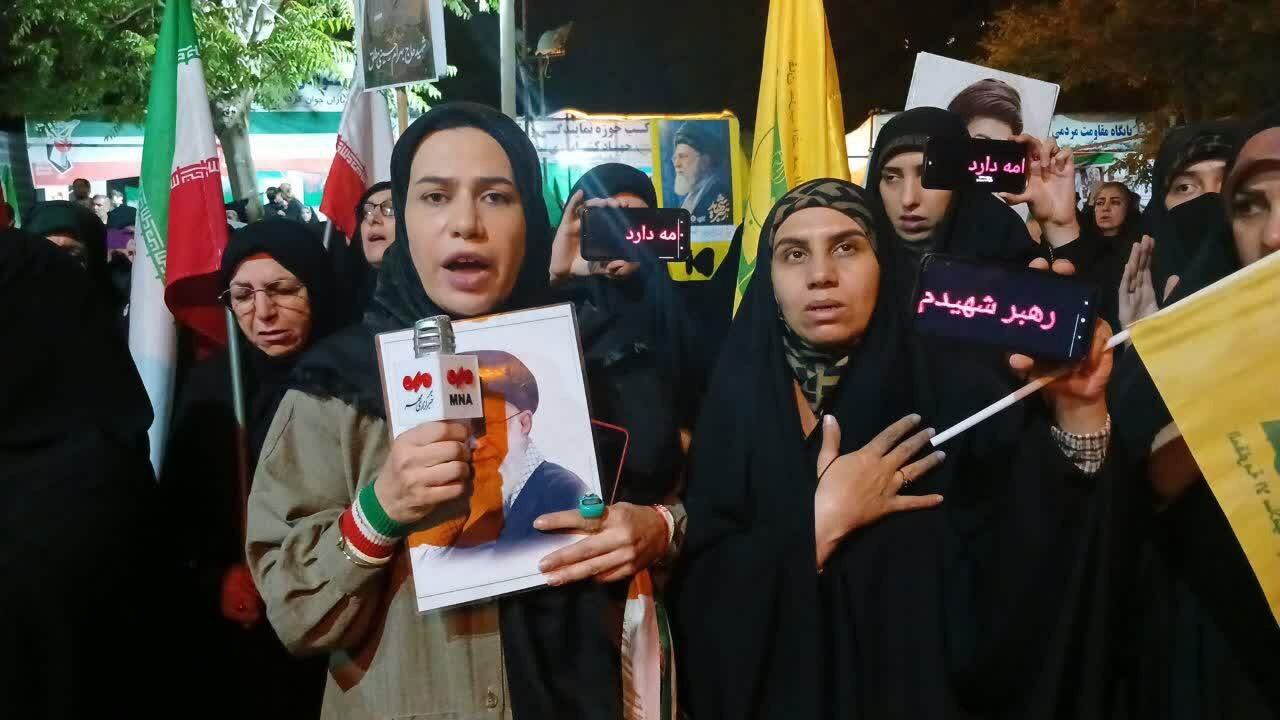 بانوان دیار گروس از اهمیت حضور خود در خیابان می گویند