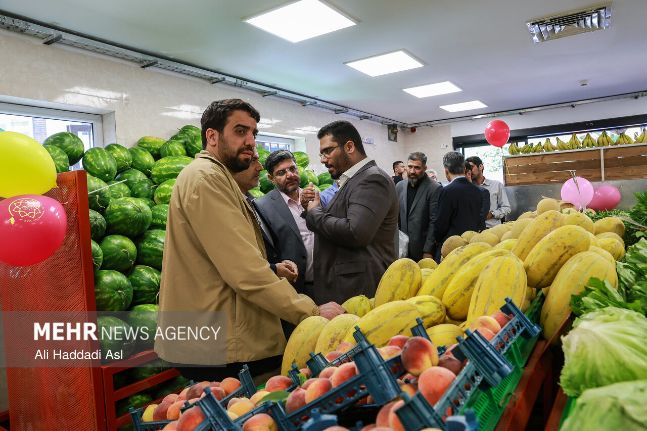 بازرسی‌های ویژه در بازار سقز؛ ۳۵ واحد صنفی متخلف شناسایی شد