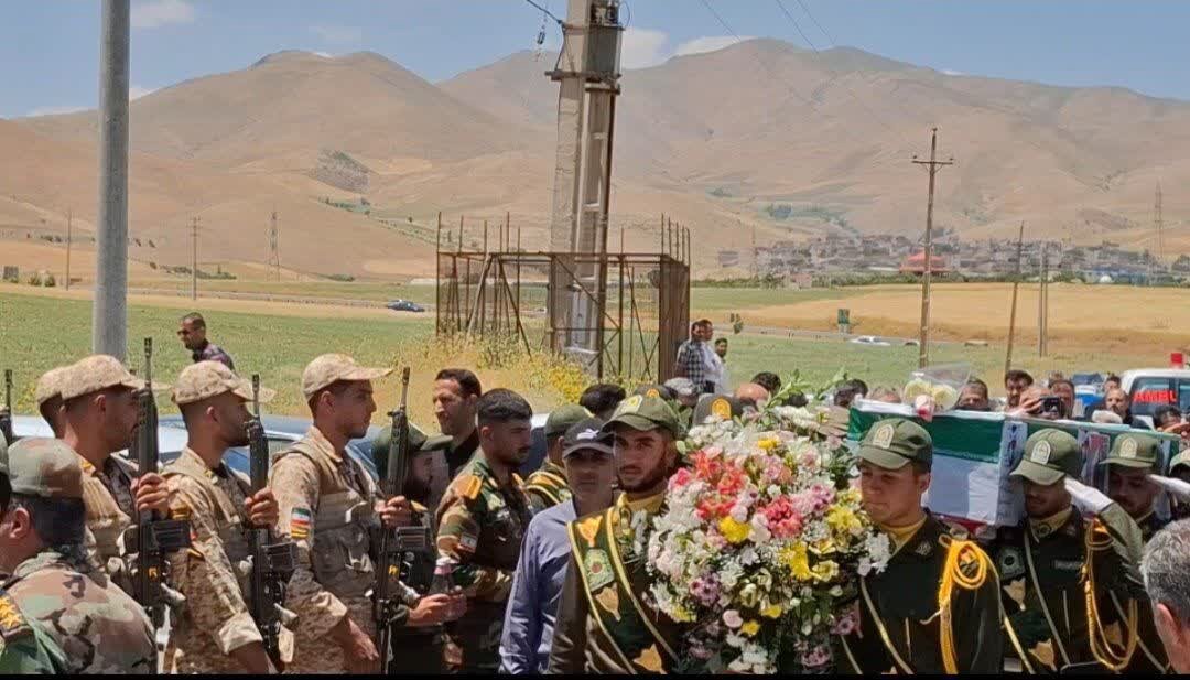 پیکر شهید ماردین احدی در سقز تشییع و به خاک سپرده شد