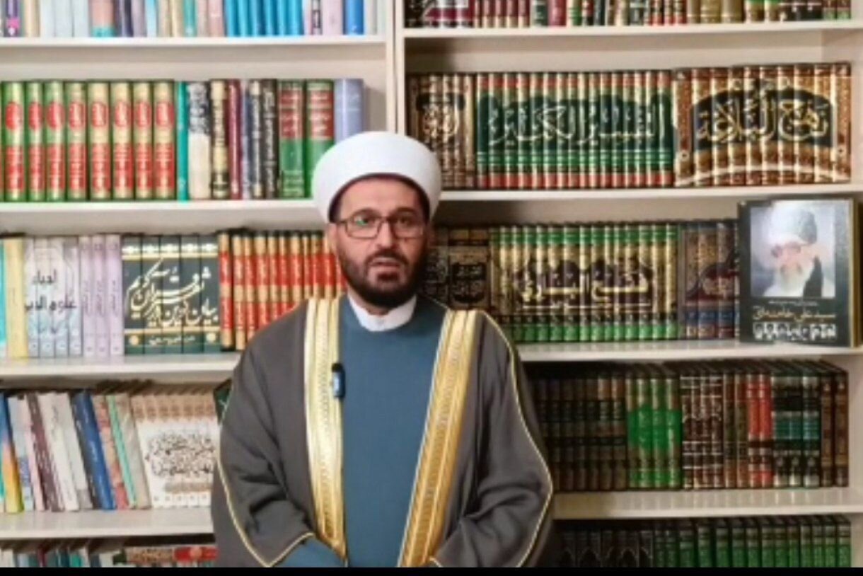 ماموستا محمدی: حضور مردم در تشییع رهبر شهید پیام وفاداری به انقلاب است