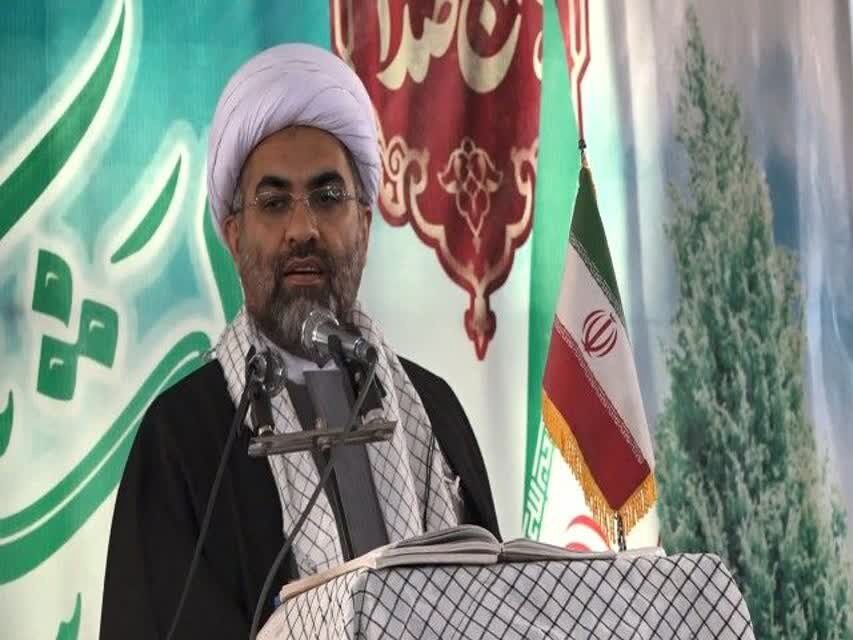 توکلی: تشییع فرمانده شهید، تجدید میثاق با ولایت و نمایش وحدت ملی است