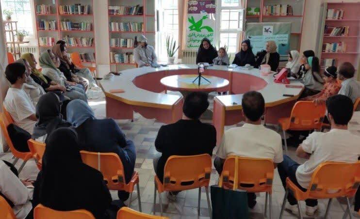 گوهری: «واژه‌های سپید» بستری برای ترویج فرهنگ ایثار در میان کودکان است