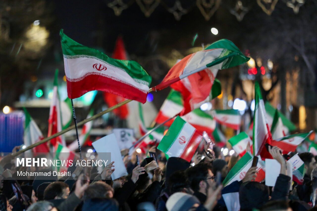 اجتماع «نحن المنتقمون» برای صد و چهل و دومین شب در کرمانشاه