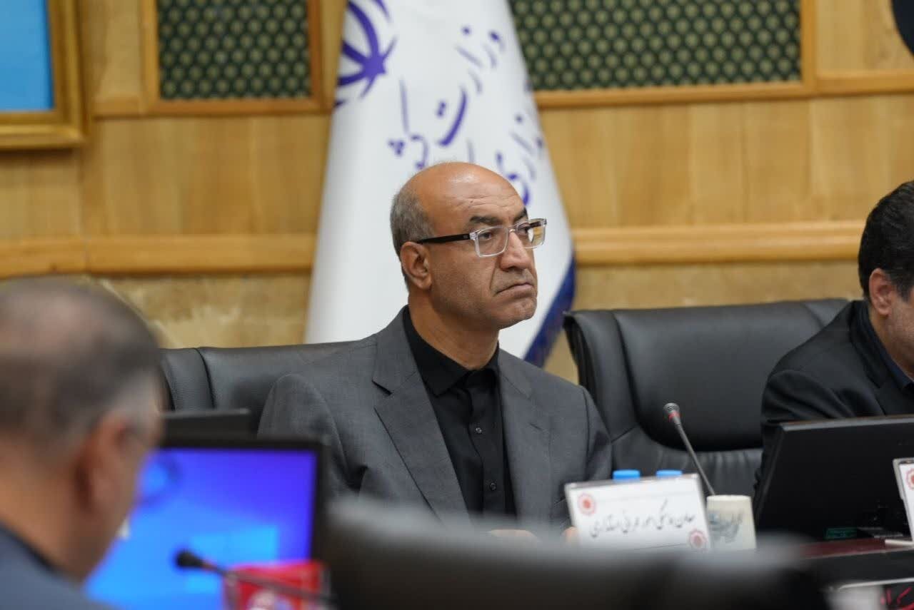 حبیبی: اجرای نیروگاه‌های خورشیدی در کرمانشاه باید شتاب بگیرد