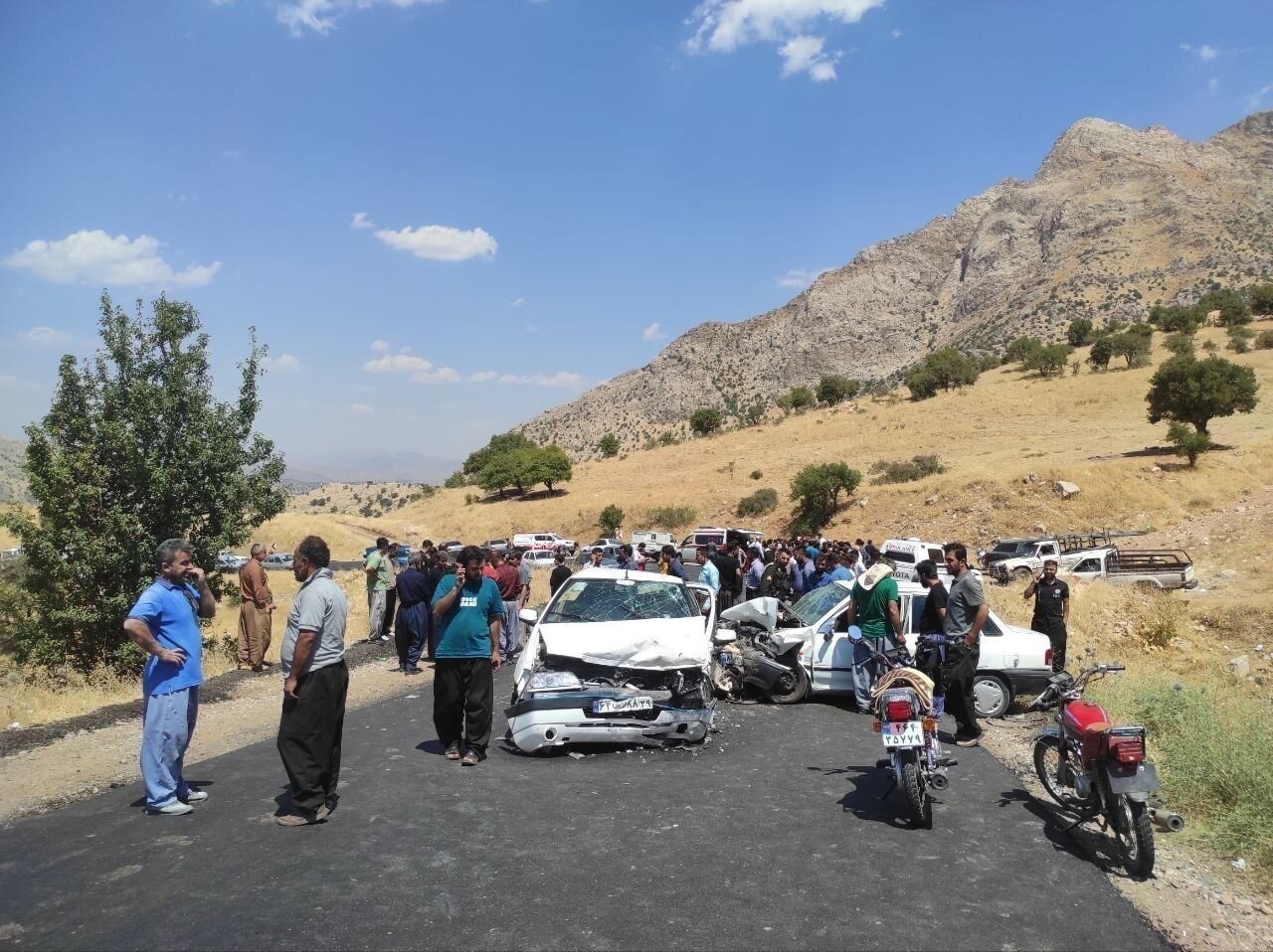 برخورد پراید و پژو در محور سروآباد ـ مریوان ۴ مصدوم برجا گذاشت