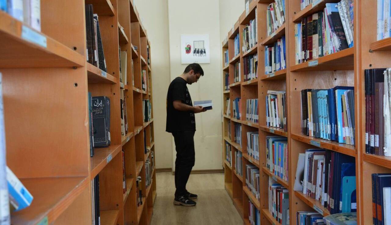 تداوم فعالیت ۲ کتابخانه‌ عمومی کرمانشاه در روزهای تعطیل