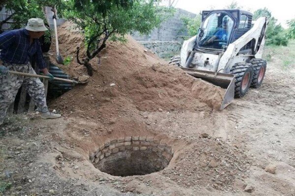 یک حلقه چاه غیرمجاز در روستای برنجان کرمانشاه مسدود شد