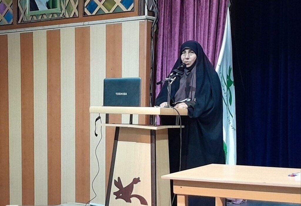 حشمتیان: پیش‌دبستانی مهم‌ترین فرصت برای تربیت کودکان است
