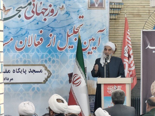 امام جمعه سنندج: مسجد نقطه مشترک مسلمانان و پایگاه وحدت است