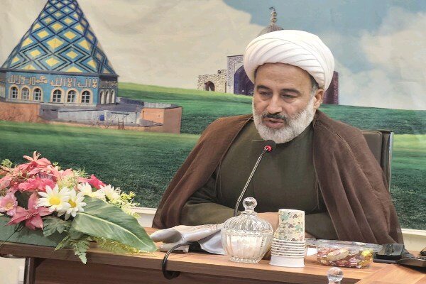 توزیع ۶ هزار بسته لوازم‌التحریر میان دانش‌آموزان نیازمند کردستان