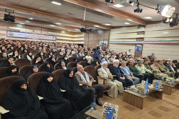 ورمقانی: فرهنگ ایستادگی و آرمان‌خواهی به نسل جوان منتقل شود